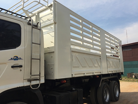 ขายกระบะดั้มสามมิตรใหม่ พร้อมอุปกรณ์ครบชุด สภาพสวย ยกลงจาก HINO MEGA 320