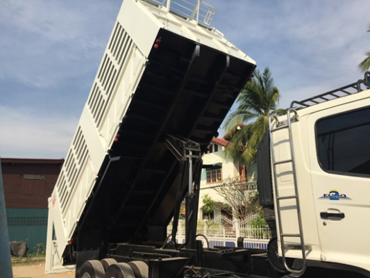 ขายกระบะดั้มสามมิตรใหม่ พร้อมอุปกรณ์ครบชุด สภาพสวย ยกลงจาก HINO MEGA 320