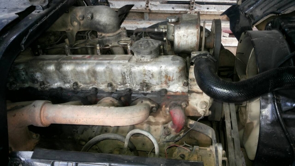 รถฮีโน่  6  ล้อ โม่ปูน FC170A / 180 แรงม้า. ปี 48.   สนใจติดต่อ  081 - 6079515