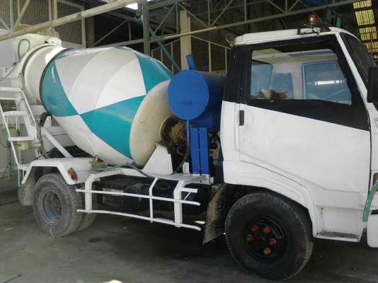 รถฮีโน่  6  ล้อ โม่ปูน FC170A / 180 แรงม้า. ปี 48.   สนใจติดต่อ  081 - 6079515