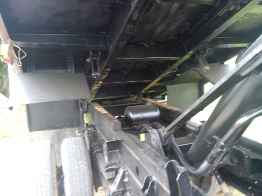 6ล้อด้ม130แรงม้า  พร้อมใช้งาน  เล่มติดมือ..