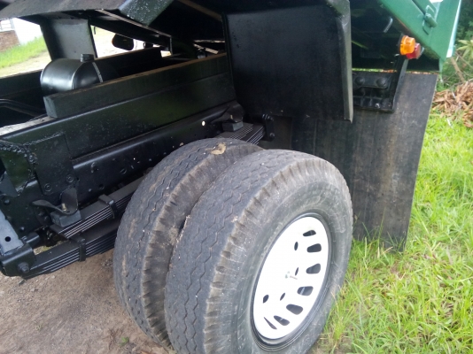 6ล้อด้ม130แรงม้า  พร้อมใช้งาน  เล่มติดมือ..