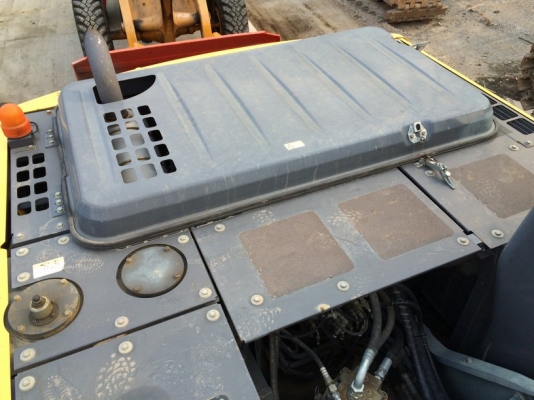 Sumitomo SH200-5 ปี 2010 ใบแทร็ค 70 นำเข้าจากญี่ปุ่น ถึงไทยแล้วครับ สวยมาก