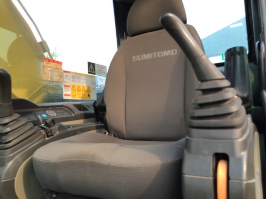 Sumitomo SH200-5 ปี 2010 ใบแทร็ค 70 นำเข้าจากญี่ปุ่น ถึงไทยแล้วครับ สวยมาก