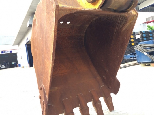 Sumitomo SH200-5 ปี 2010 ใบแทร็ค 70 นำเข้าจากญี่ปุ่น ถึงไทยแล้วครับ สวยมาก