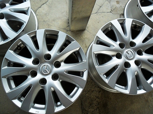 แม็กกระบะขอบ17แท้ 6รู139 สภาพใหม่ (4วง 6,000) แม็กกระบะขอบ17แท้ 6รู139 สภาพใหม่ (4วง 6,000)