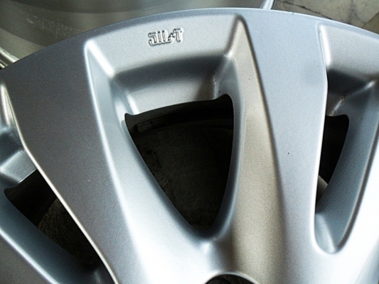 แม็กกระบะขอบ17แท้ 6รู139 สภาพใหม่ (4วง 6,000) แม็กกระบะขอบ17แท้ 6รู139 สภาพใหม่ (4วง 6,000)