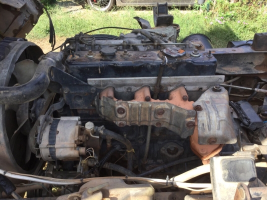 ขายหกล้อดั้ม NPR 135 แรงม้า