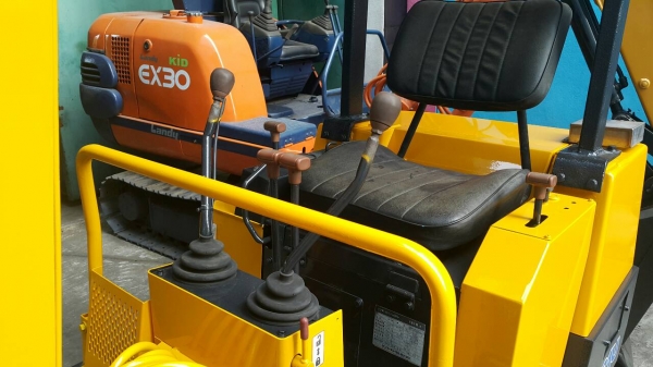 ขาย รถขุด YANMAR รุ่น YB121U มือสองญี่ปุ่น แทร็กยางสวย สลักแน่นทั้งคัน ทำงานไว ขึ้นรถปิคอัพได้ เครื่องดีเซล 3สูบ มือถือ/LINE ID : 0818753444 ขาย รถขุด YANMAR รุ่น YB121U มือสองญี่ปุ่น แทร็กยางสวย สลักแน่นทั้งคัน ทำงานไว ขึ้นรถปิคอัพได้ เครื่องดีเซล 3สูบ มือถือ/LINE ID : 0818753444