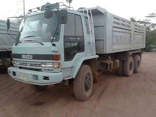 Isuzu 210  ติดต่อม080-1405528
