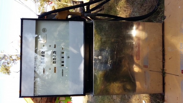 ขาย65000บาท ถังน้ำมันโซล่า10000ลิตรพร้อมตู้หัวจ่ายครบชุด พร้อมใช้งาน