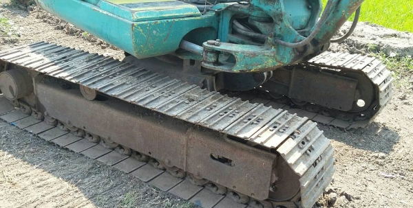 ขายรถแบคโฮ KOMATSU PC-40-7 ปั้มนิ้ว สะภาพดี สวย ราคา420000 สนใจโทรจองเลย ขายรถแบคโฮ KOMATSU PC-40-7 ปั้มนิ้ว สะภาพดี สวย ราคา420000 สนใจโทรจองเลย