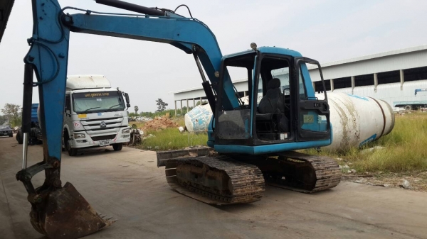 ขายแม็คโคร KOMATSU PC60-7 สภาพพร้อมใช้งาน เครื่องปั้มดี เอวแน่นโซ่สวย รถพร้อมใช้งาน เอกสารสัญญาซื้อขาย