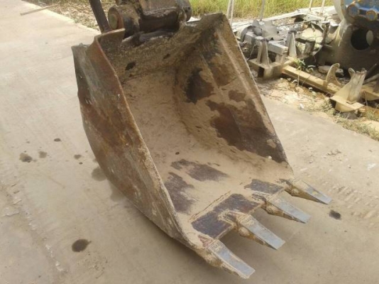 ขายแม็คโคร KOMATSU PC60-7 สภาพพร้อมใช้งาน เครื่องปั้มดี เอวแน่นโซ่สวย รถพร้อมใช้งาน เอกสารสัญญาซื้อขาย