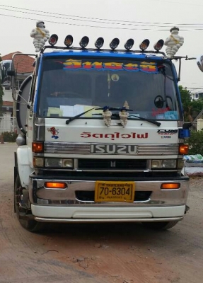 มี2คัน สิบล้อ อีซูซุ ร็อค195นางฟ้าแท้ บรรทุกถังน้ำมัน16,000ลิต อุปกรณ์ครบ สภาพดีสวยจัดนางฟ้าจริงๆ ทะเบียนพร้อมโอน มี2คัน สิบล้อ อีซูซุ ร็อค195นางฟ้าแท้ บรรทุกถังน้ำมัน16,000ลิต อุปกรณ์ครบ สภาพดีสวยจัดนางฟ้าจริงๆ ทะเบียนพร้อมโอน