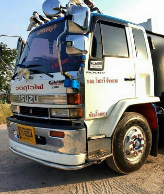 มี2คัน สิบล้อ อีซูซุ ร็อค195นางฟ้าแท้ บรรทุกถังน้ำมัน16,000ลิต อุปกรณ์ครบ สภาพดีสวยจัดนางฟ้าจริงๆ ทะเบียนพร้อมโอน มี2คัน สิบล้อ อีซูซุ ร็อค195นางฟ้าแท้ บรรทุกถังน้ำมัน16,000ลิต อุปกรณ์ครบ สภาพดีสวยจัดนางฟ้าจริงๆ ทะเบียนพร้อมโอน