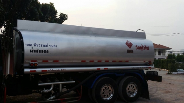 มี2คัน สิบล้อ อีซูซุ ร็อค195นางฟ้าแท้ บรรทุกถังน้ำมัน16,000ลิต อุปกรณ์ครบ สภาพดีสวยจัดนางฟ้าจริงๆ ทะเบียนพร้อมโอน มี2คัน สิบล้อ อีซูซุ ร็อค195นางฟ้าแท้ บรรทุกถังน้ำมัน16,000ลิต อุปกรณ์ครบ สภาพดีสวยจัดนางฟ้าจริงๆ ทะเบียนพร้อมโอน