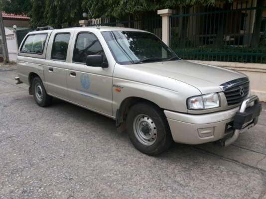 มือเดียว MAZDA 4 ประตู ปี 03 เครื่อง 2500 cc ดีเซล แน่นๆ สวยเดิมๆทั้งคัน