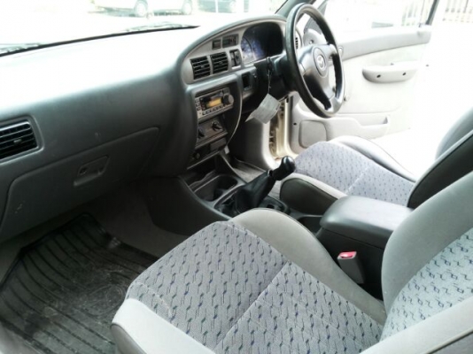 มือเดียว MAZDA 4 ประตู ปี 03 เครื่อง 2500 cc ดีเซล แน่นๆ สวยเดิมๆทั้งคัน มือเดียว MAZDA 4 ประตู ปี 03 เครื่อง 2500 cc ดีเซล แน่นๆ สวยเดิมๆทั้งคัน