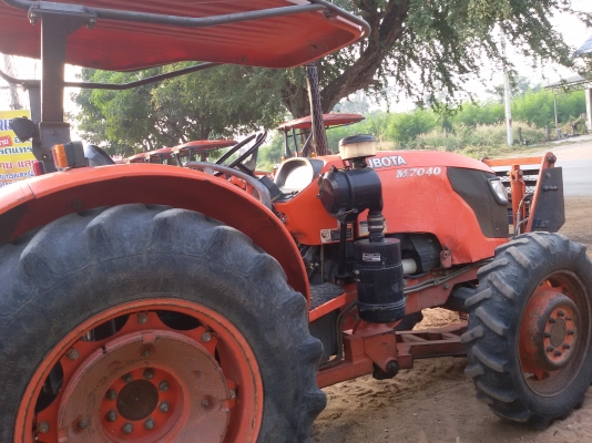 ปัญญาแทรคเตอร์..จัดมาให้ครับ ด่วน!!!คูโบต้า M7040พร้อมใบมีดคานล่าง รถไร่สีเดิมๆ จัดส่ง อ.คลองขลุง จ.กำแพงเพชร