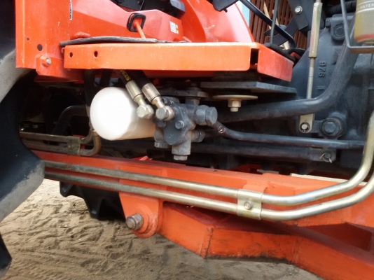 ปัญญาแทรคเตอร์..จัดมาให้ครับ ด่วน!!!คูโบต้า L4508 DI  พร้อมใบมีดคานล่างFD183F พร้อมผาน6&times;24 รถไร่ สภาพเดิมๆ ยางหน้าใหม่1คู่ จัดส่ง อ.เก้าเลี้ยว จ.นครสวรรค์