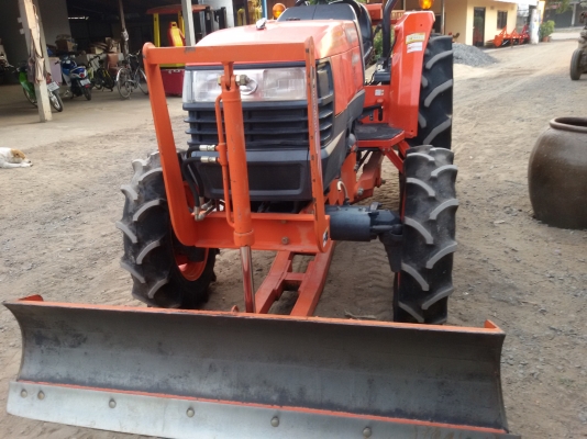 ปัญญาแทรคเตอร์..จัดมาให้ครับ ด่วน!!!คูโบต้า L4508 DI  พร้อมใบมีดคานล่างFD183F พร้อมผาน6&times;24 รถไร่ สภาพเดิมๆ ยางหน้าใหม่1คู่ จัดส่ง อ.เก้าเลี้ยว จ.นครสวรรค์