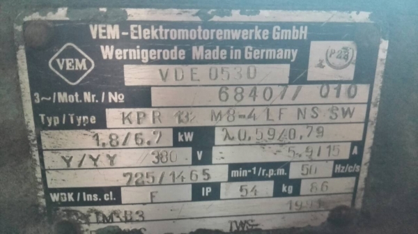 ==== เหลือ 5 ตัว ==== มอเตอร์ VEM Made in Germany 10 HP. 380V. ต่อใช้งานได้ทั้ง รอบ 725/1465 สวยพร้อมใช้มี 10 ตัว.