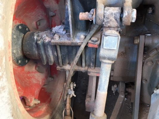 รถไถ KUBOTA  M9000. 2 เพลา.   สนใจติดต่อ  081 - 6079515