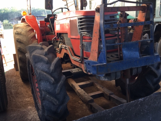 รถไถ KUBOTA  M9000. 2 เพลา.   สนใจติดต่อ  081 - 6079515