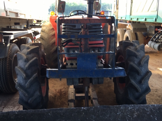 รถไถ KUBOTA  M9000. 2 เพลา.   สนใจติดต่อ  081 - 6079515