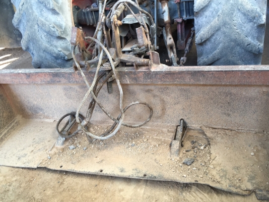 รถไถ KUBOTA  M9000. 2 เพลา.   สนใจติดต่อ  081 - 6079515