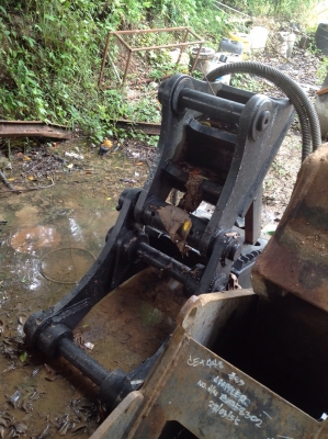 ขายหัวหนีบคอนกรีต ขายหัวหนีบคอนกรีต