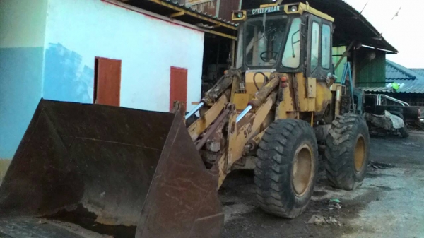 ขายรถตักล้อยาง CAT-910 พร้อมใช้ ราคา.550000 สนใจนัดดูรถล่วงหน้าครับ