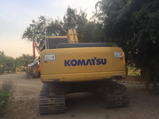 ขาย!!! รถแบคโฮ KOMATSU PC200-7 (081-3030788 ท่าม่วงแทรกเตอร์) ขาย!!! รถแบคโฮ KOMATSU PC200-7 (081-3030788 ท่าม่วงแทรกเตอร์)