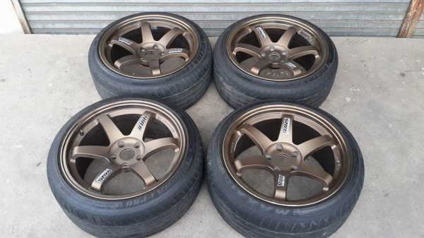 TE37 ขอบ 18 5รู114 กว้าง 9 พร้อมยาง Maxxis ปี15