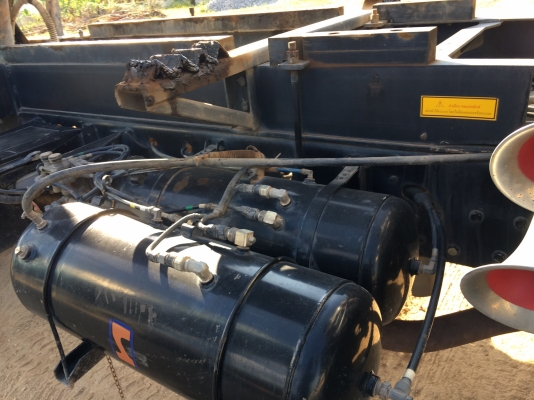 รถฮีโน่ 10 ล้อดั้ม FM1A  344 แรงม้า. ปี 55. ( รถวิ่ง 67,xxx กม. ) , ( ขาย แม่ , ลูก. )     สนใจติดต่อ  081 - 6079515