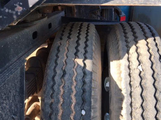 รถฮีโน่ 10 ล้อดั้ม FM1A  344 แรงม้า. ปี 55. ( รถวิ่ง 67,xxx กม. ) , ( ขาย แม่ , ลูก. )     สนใจติดต่อ  081 - 6079515