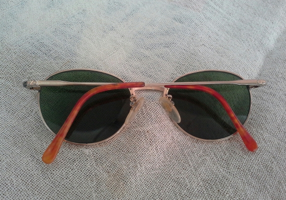 แว่นตาวินเทจสุดคลาสสิคทรงหยดน้ำ YOUNG Charmant made in Japan