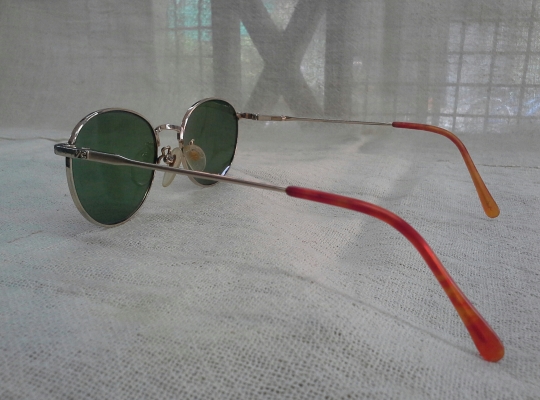 แว่นตาวินเทจสุดคลาสสิคทรงหยดน้ำ YOUNG Charmant made in Japan