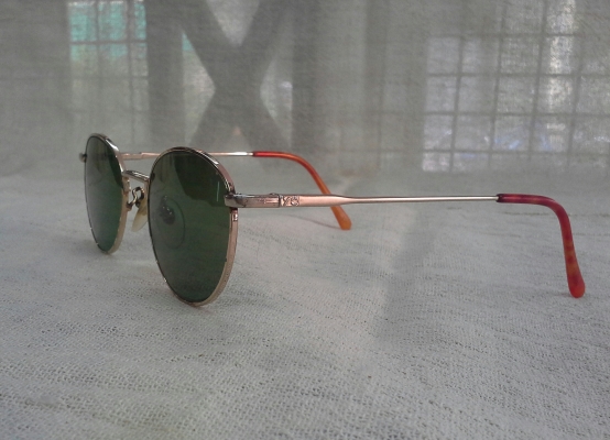 แว่นตาวินเทจสุดคลาสสิคทรงหยดน้ำ YOUNG Charmant made in Japan