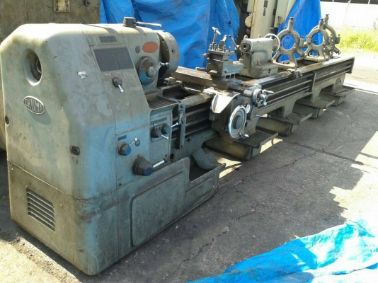 ขายเครื่องกลึง4เมตร3เพลาเบรคไฟฟ้าของญี่ปุ่นพร้อมใช้ให้สามขา3อันสี่จับ3จับครบ