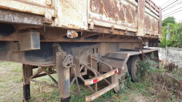 ขาย หางเซมิดั้ม 3 เพลาแท้ ยาว 9 เมตร อู่สามมิตร ทะเบียนพร้อมโอน ราคาต่อรองได้