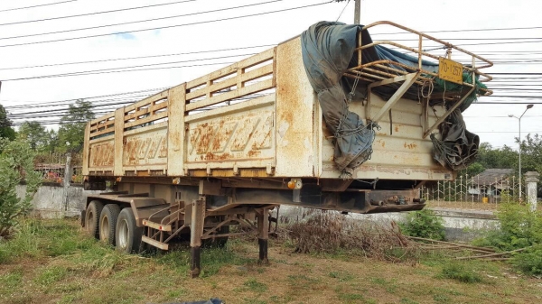 ขาย หางเซมิดั้ม 3 เพลาแท้ ยาว 9 เมตร อู่สามมิตร ทะเบียนพร้อมโอน ราคาต่อรองได้