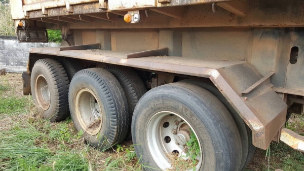 ขาย หางเซมิดั้ม 3 เพลาแท้ ยาว 9 เมตร อู่สามมิตร ทะเบียนพร้อมโอน ราคาต่อรองได้