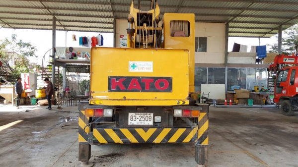 ขาย รถเครน 6 ล้อ KATO NK-110H ยกได้ 11 ตัน เอกสารเล่มทะเบียนครบ รถใช้งานอยู่เป็นประจำ เครื่อง+ช่วงล่าง NISSAN UD ราคาต่อรองได้ครับ ขาย รถเครน 6 ล้อ KATO NK-110H ยกได้ 11 ตัน เอกสารเล่มทะเบียนครบ รถใช้งานอยู่เป็นประจำ เครื่อง+ช่วงล่าง NISSAN UD ราคาต่อรองได้ครับ