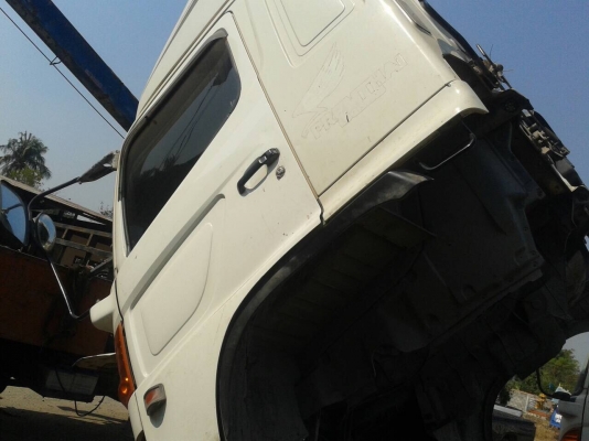 HINO MECA สภาพสวยครับ อุปกรณ์ครบ สายเกียร์ สายไฟยาวถึงครัชซี พร้อมไมล์ กันชน ไฟหน้า