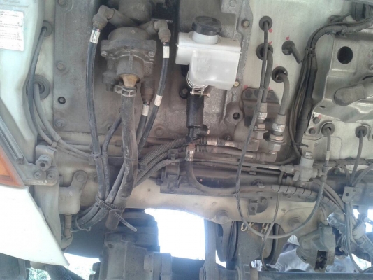 HINO MECA สภาพสวยครับ อุปกรณ์ครบ สายเกียร์ สายไฟยาวถึงครัชซี พร้อมไมล์ กันชน ไฟหน้า