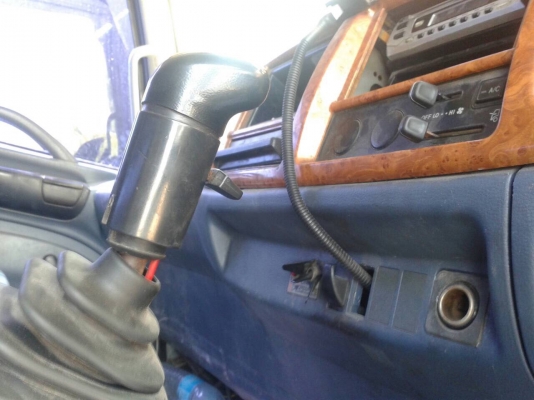 HINO MECA สภาพสวยครับ อุปกรณ์ครบ สายเกียร์ สายไฟยาวถึงครัชซี พร้อมไมล์ กันชน ไฟหน้า