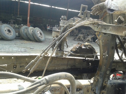 HINO MECA สภาพสวยครับ อุปกรณ์ครบ สายเกียร์ สายไฟยาวถึงครัชซี พร้อมไมล์ กันชน ไฟหน้า