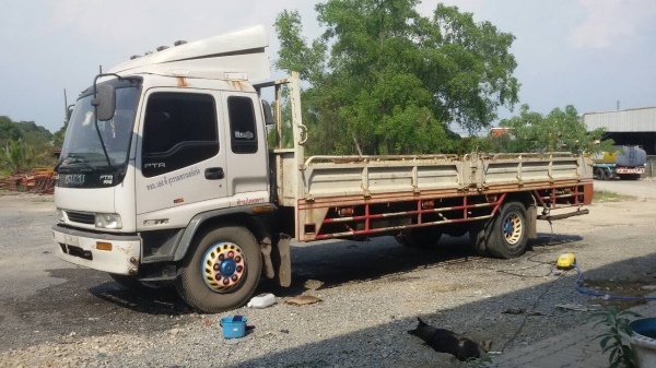 ISUZU-เดทก้าปี43.เครื่อง6HH1ยาว7,20เมตร.สภาพสวยพร้อมใช้..ราคา.685,000 ISUZU-เดทก้าปี43.เครื่อง6HH1ยาว7,20เมตร.สภาพสวยพร้อมใช้..ราคา.685,000